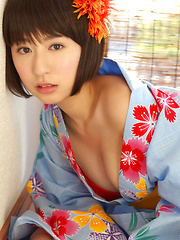 Rio Matsushita Asian shows sexy legs under geisha dress outdoor