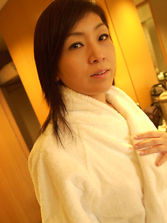 japanese porn model Keiko Shinomiya